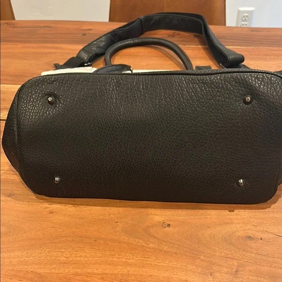 Two-Tone Black and Marble Pistil Tote Bag - Picture 3 of 8